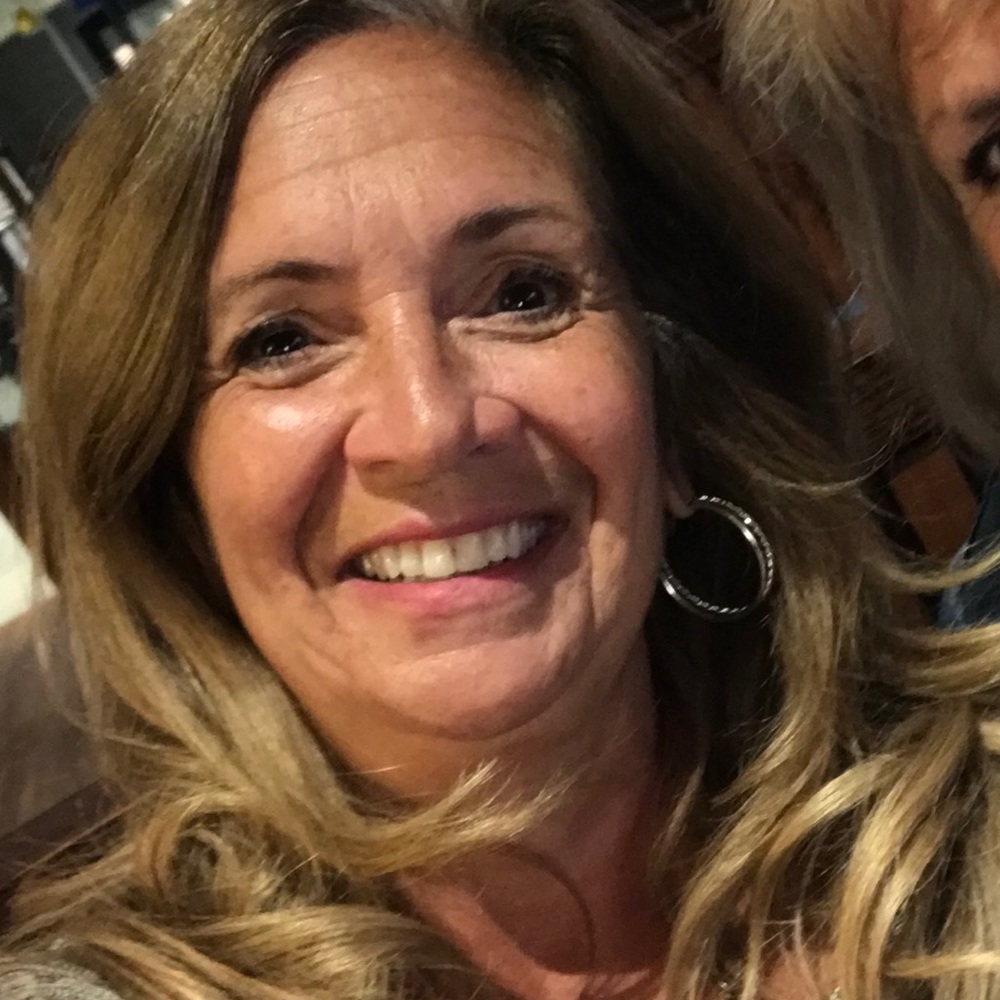 Meet your Posher, Debbie